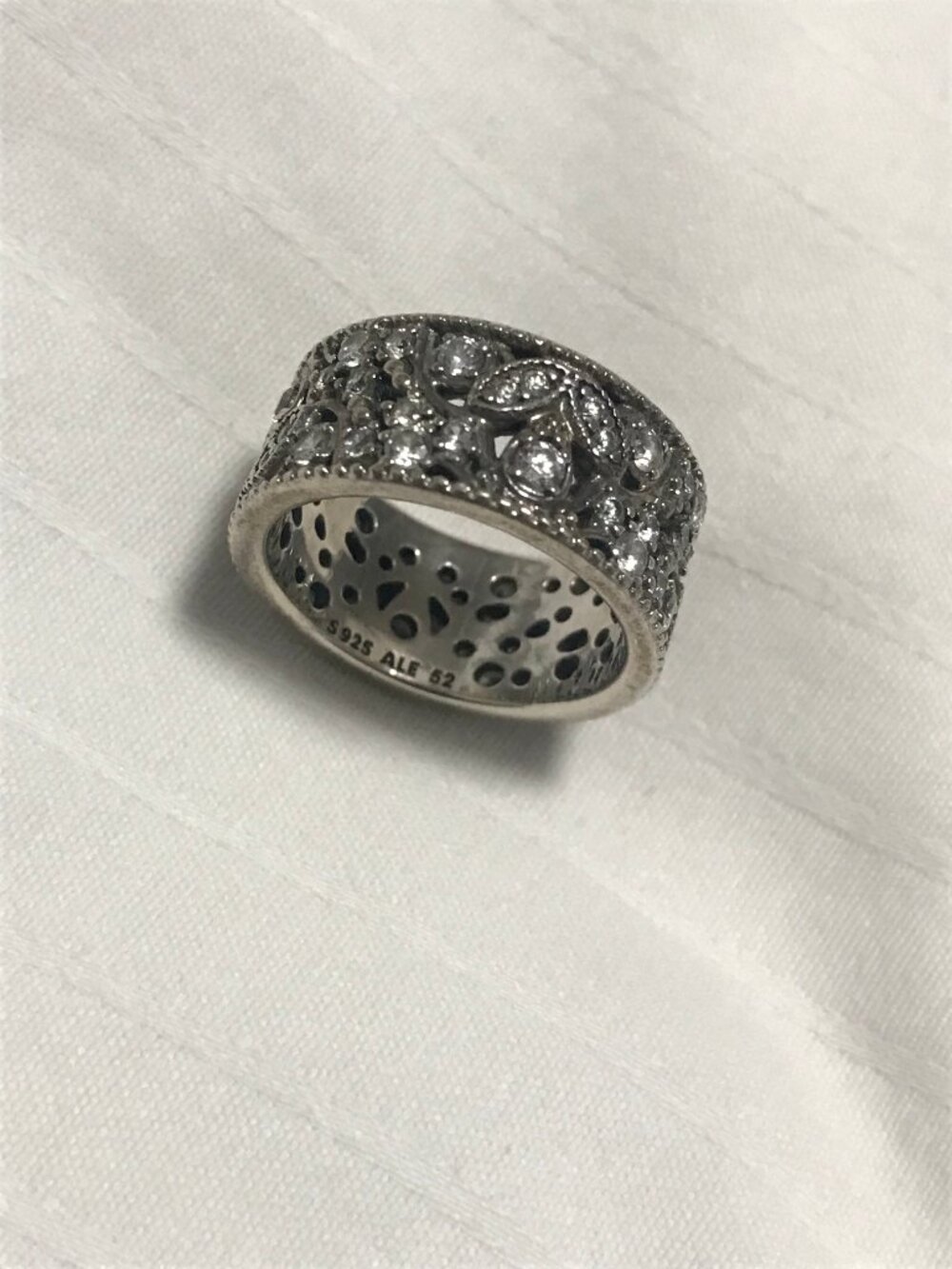 Retired Pandora Silver Shimmering Leaves Zirconia Ring size 52 fits 5.5 / 6 - Picture 2 of 5